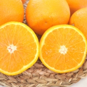 상큼한 오렌지 2kg 10알내외 (중과/알당200g내외)